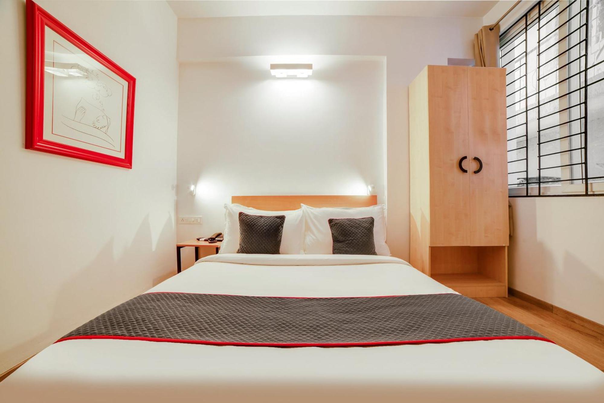 Townhouse Sarvar Hospitality Near Ascendas Park Square Mall بنغالور المظهر الخارجي الصورة