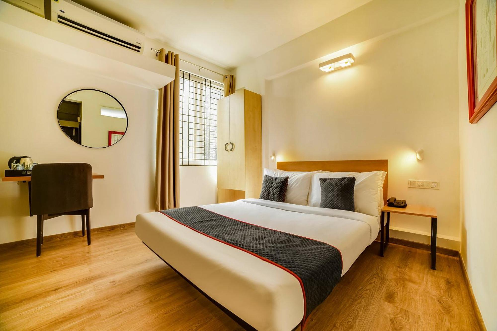 Townhouse Sarvar Hospitality Near Ascendas Park Square Mall بنغالور المظهر الخارجي الصورة