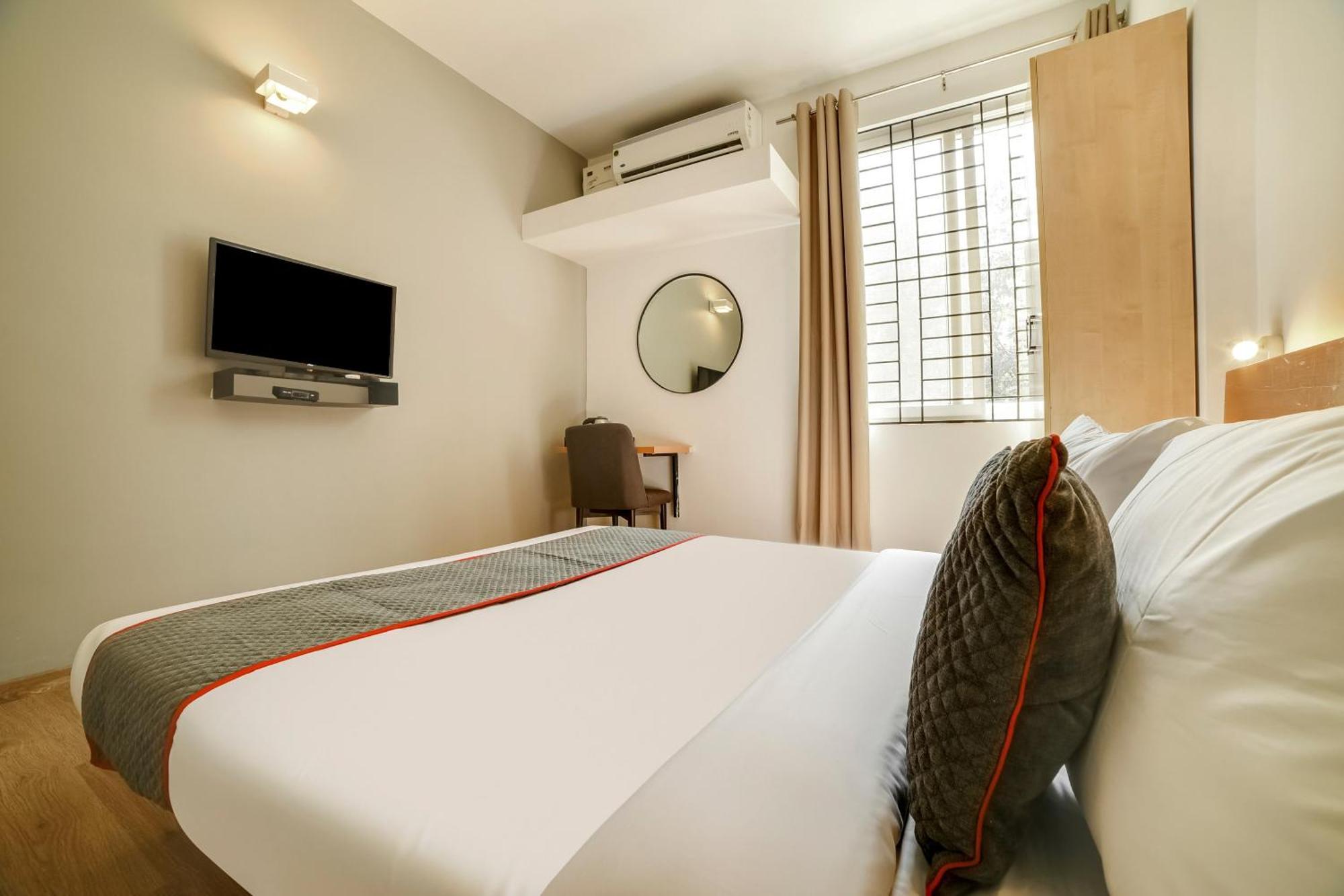 Townhouse Sarvar Hospitality Near Ascendas Park Square Mall بنغالور المظهر الخارجي الصورة