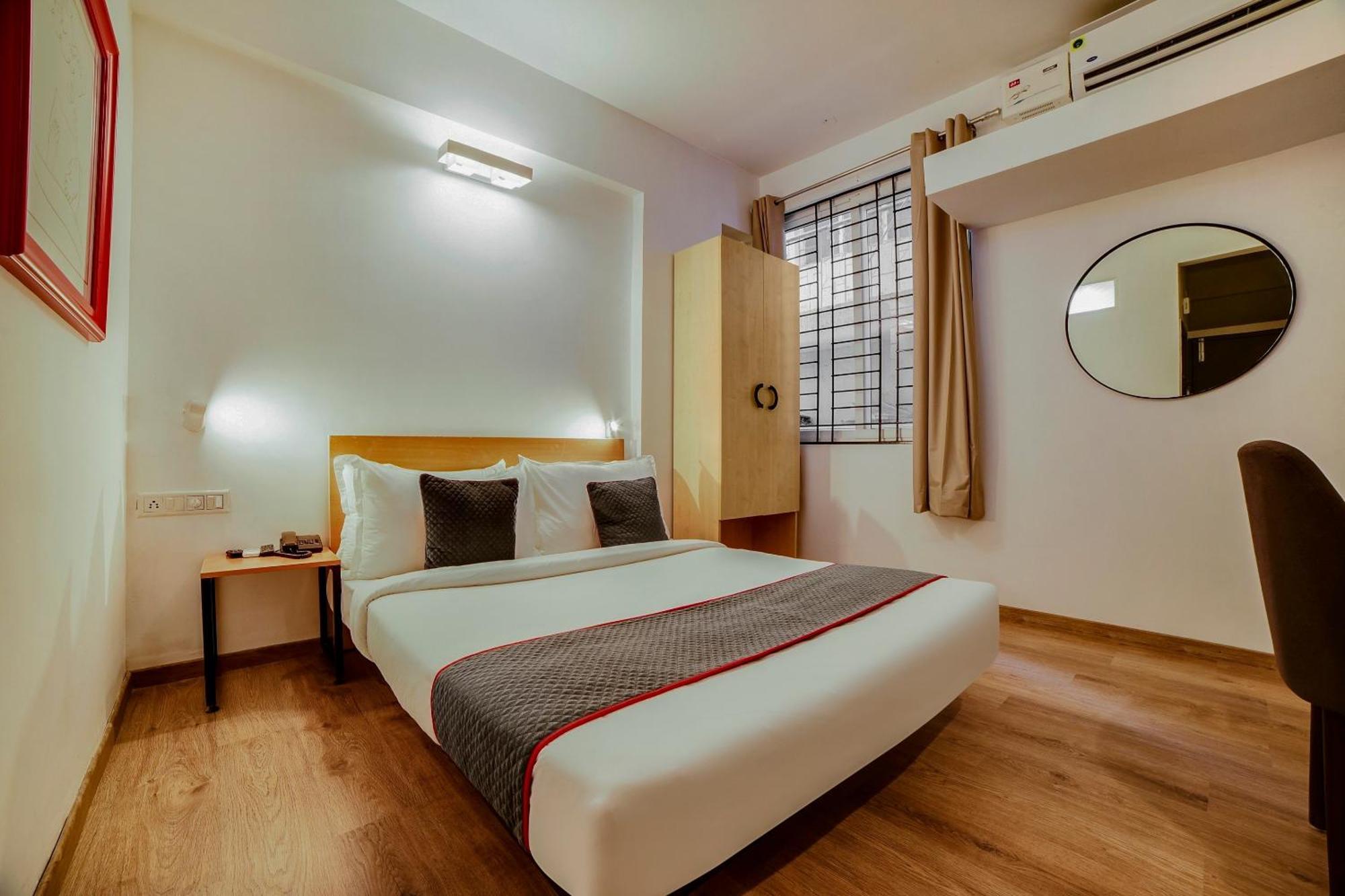 Townhouse Sarvar Hospitality Near Ascendas Park Square Mall بنغالور المظهر الخارجي الصورة